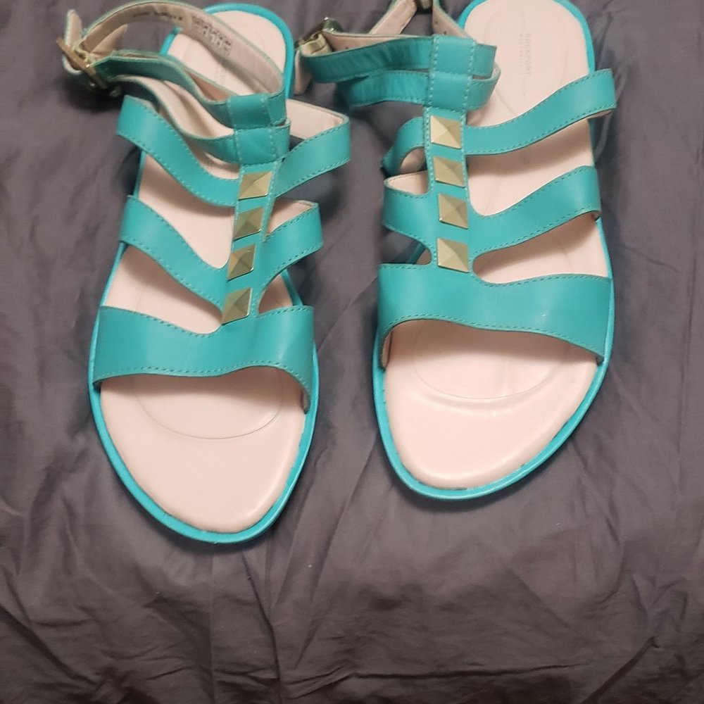 ROCKPORT SANDALS,BRAND NEW.